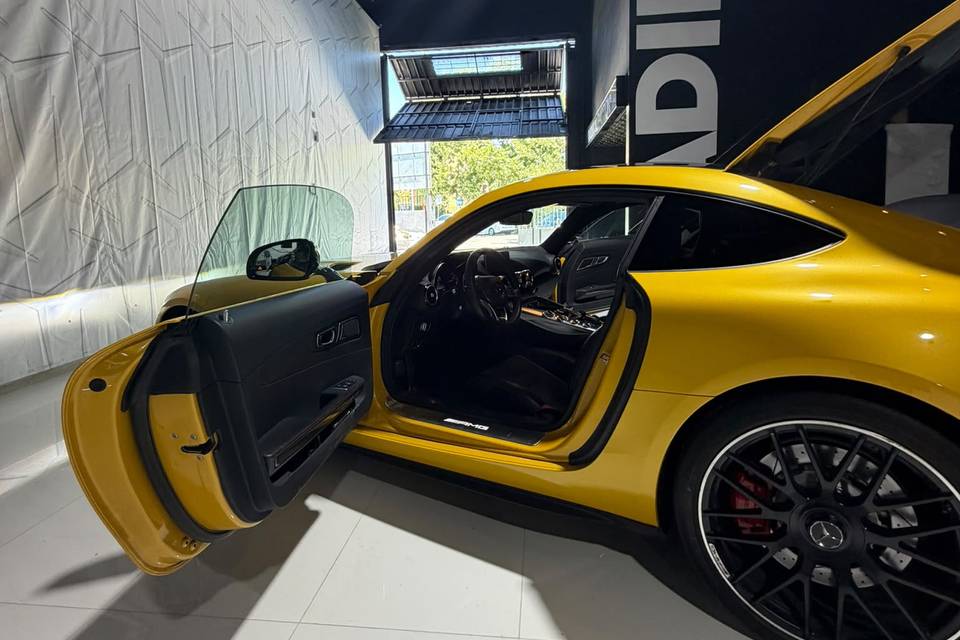 Mercedes GTS Amg