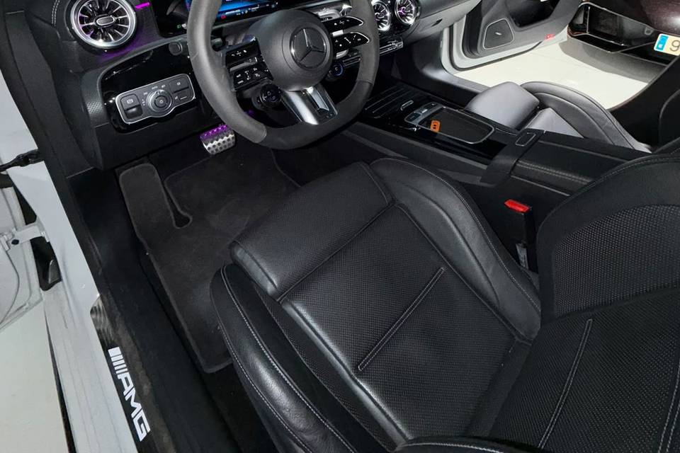 Mercedes A45s AMG
