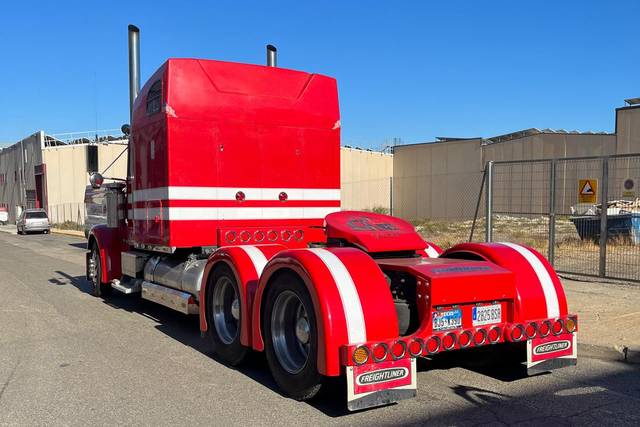 Camión americano - Freighliner