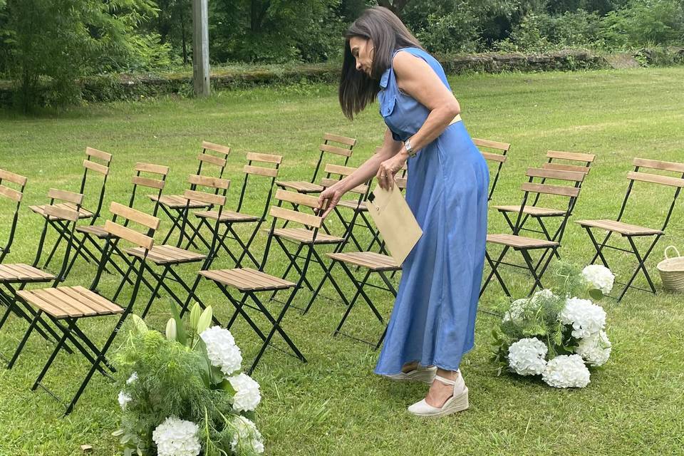 OFICIANTE BODA SIMBÓLICA CIVIL