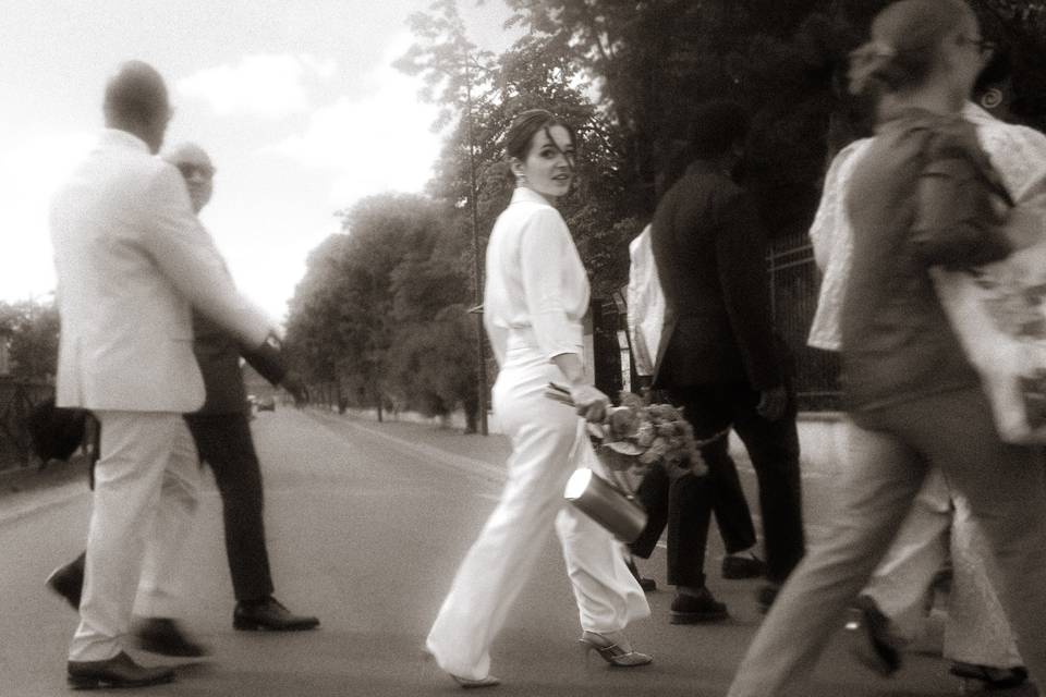 Cruzando las calles de Paris