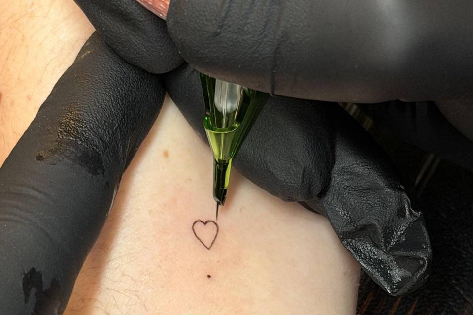 Tatuaje minimalista