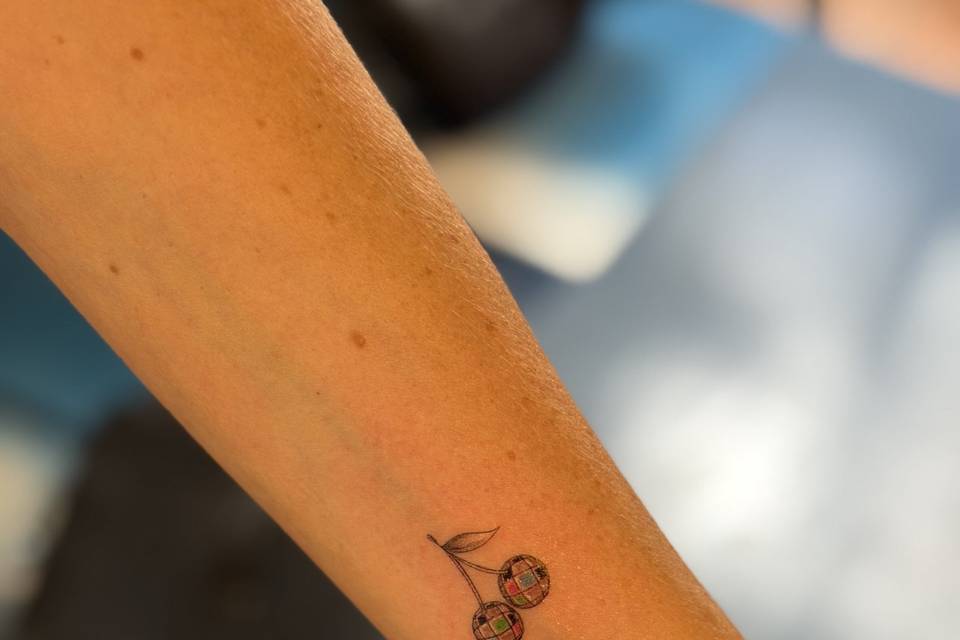 Tatuaje micro a color