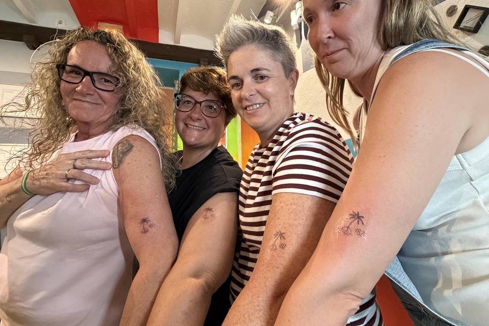 Tatuaje en grupo