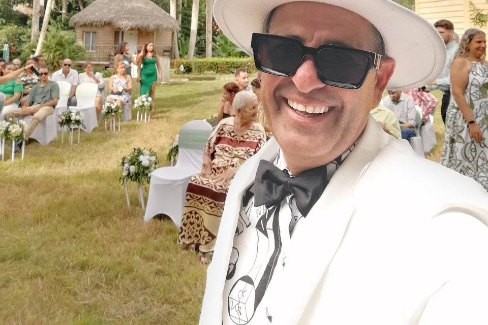 Maestro de ceremonia en boda