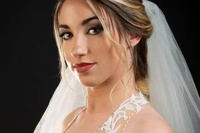 Maquillaje y peinado nupcial