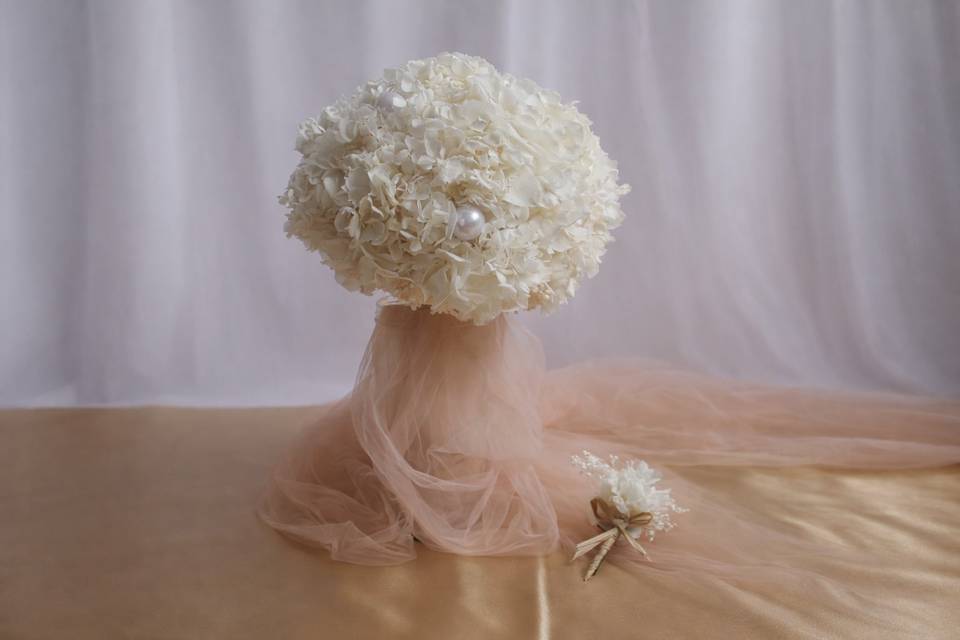 Bouquet de hortensia y prendido