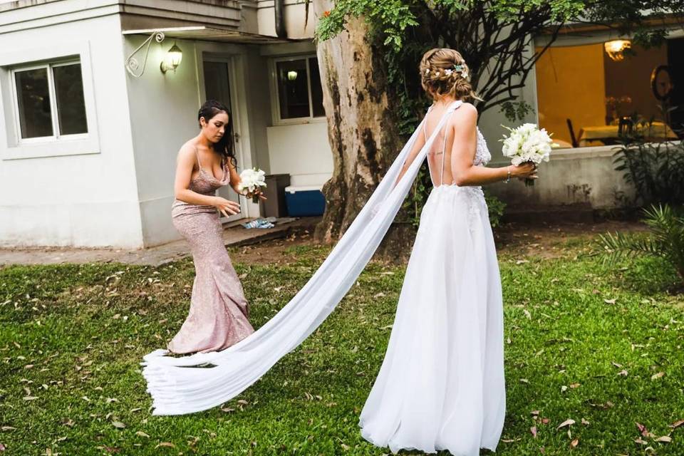 Maquillaje y peinado novia