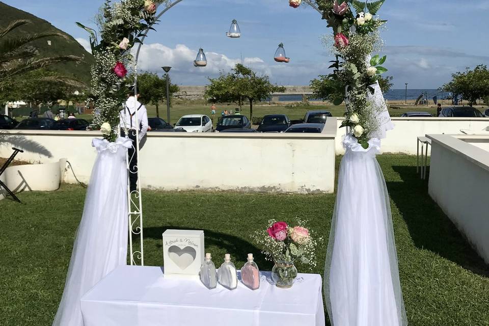 Arco de ceremonia de boda