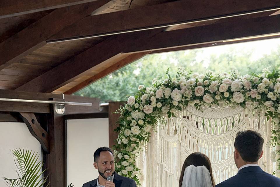 Ceremonia con alegría