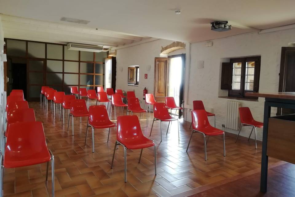 Salón en el primer piso