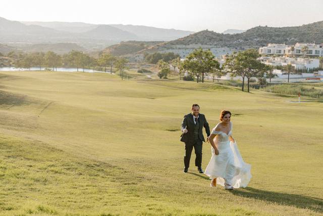 Novios en Campo de Golf