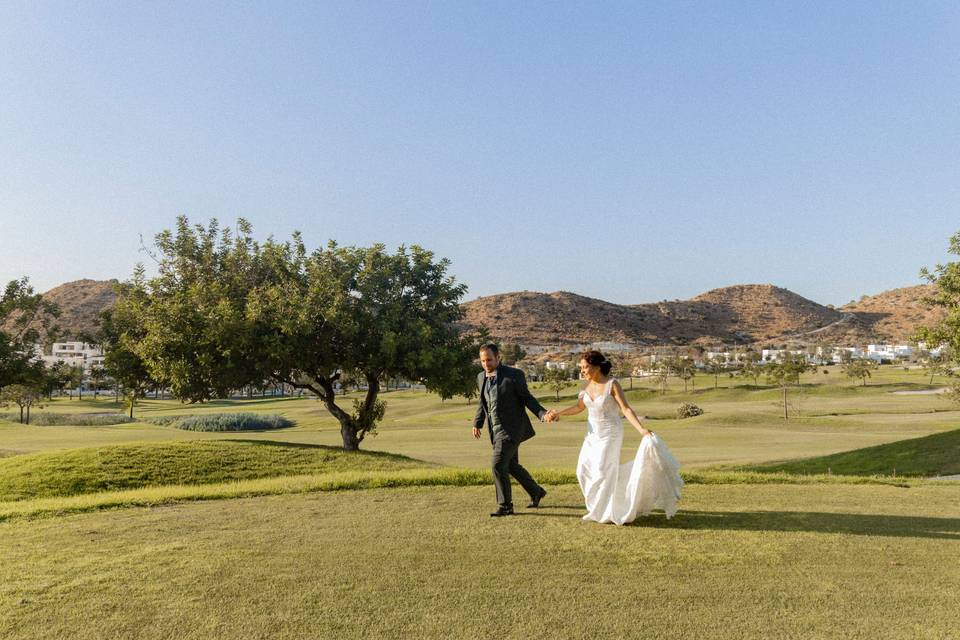 Novios en Campo de Golf
