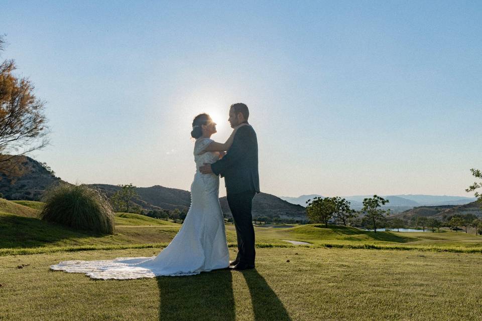 Novios en Campo de Golf