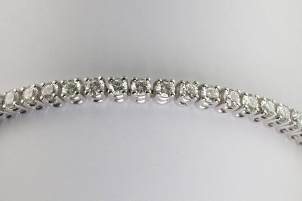 Pulsera de oro blanco y diamantes