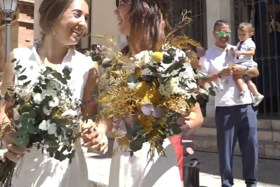 Fotogramas de vídeo de Sara y Lucía