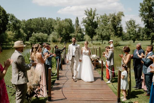 Ceremonia en el lago