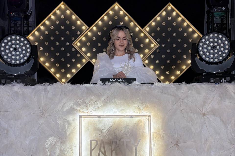 DJ LIA