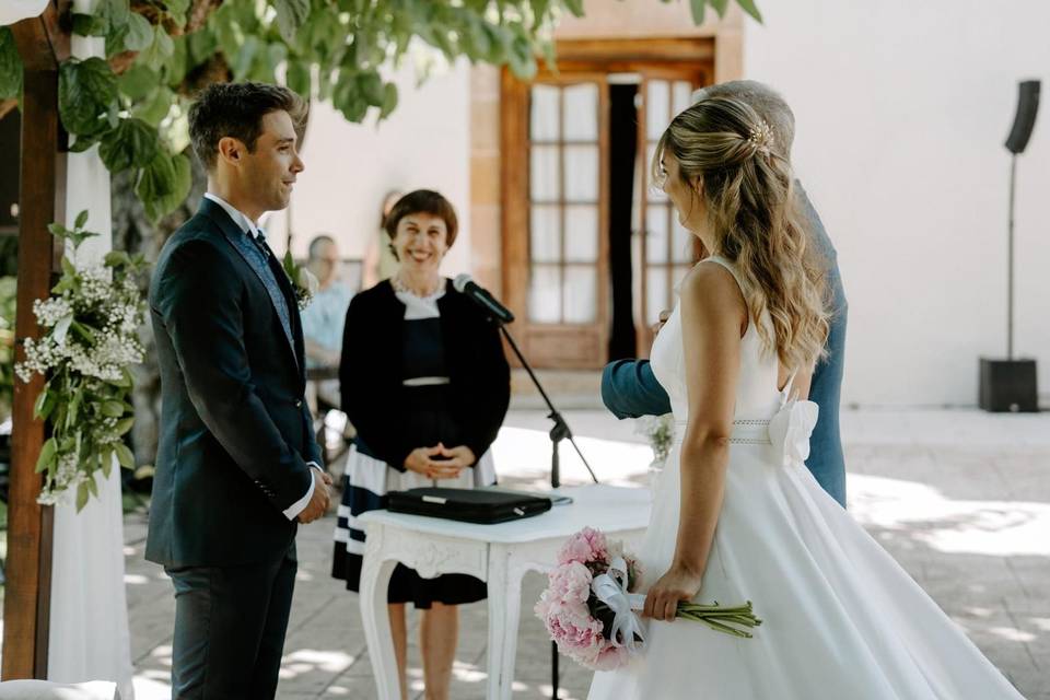 Recibiendo a la novia