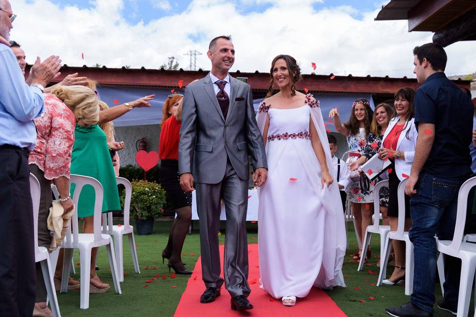 Boda Lourdes y