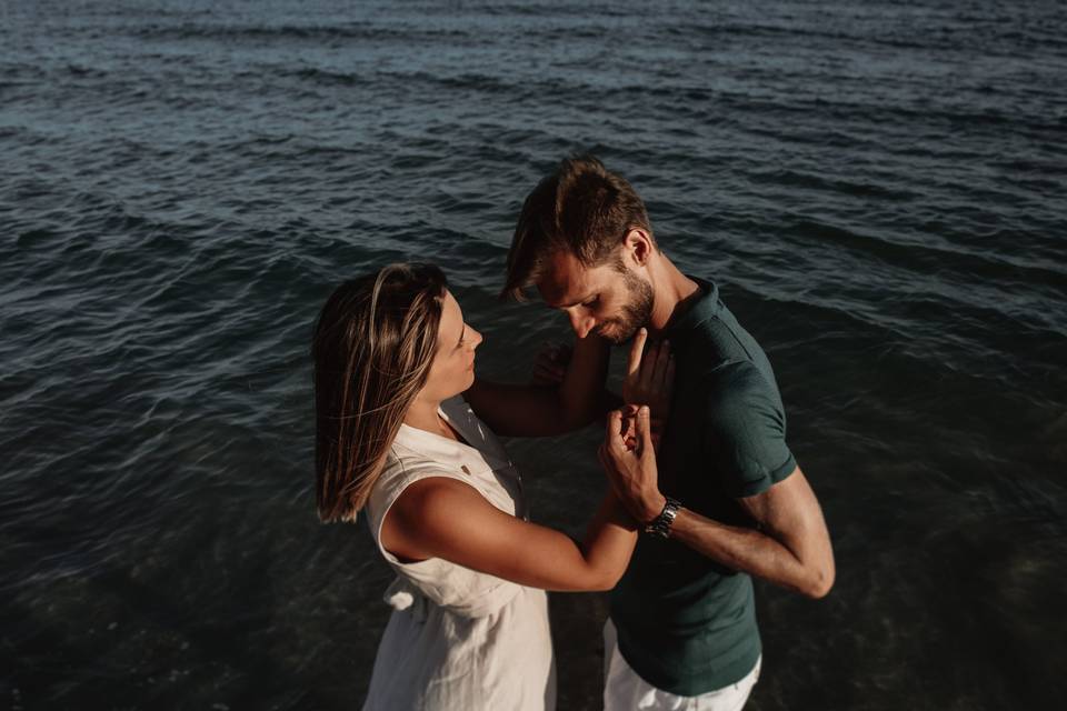 Pareja en el mar