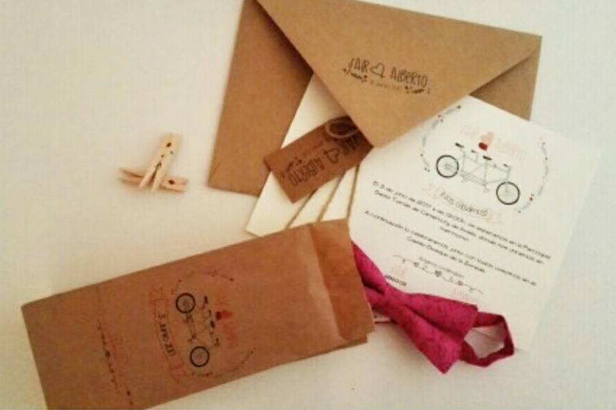 Invitación + packaging