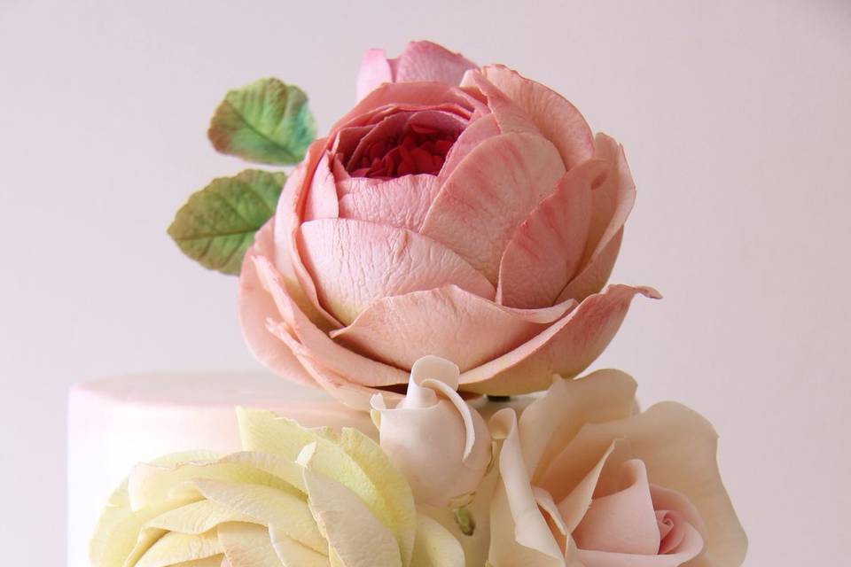 English Roses Cake