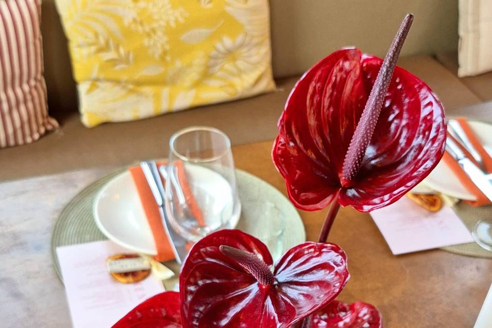 Detalle de ikebana tropical