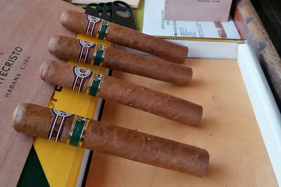 Servicio de cigar corner