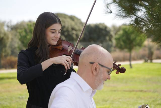 Dúo Absalon -Guitarra y Violín
