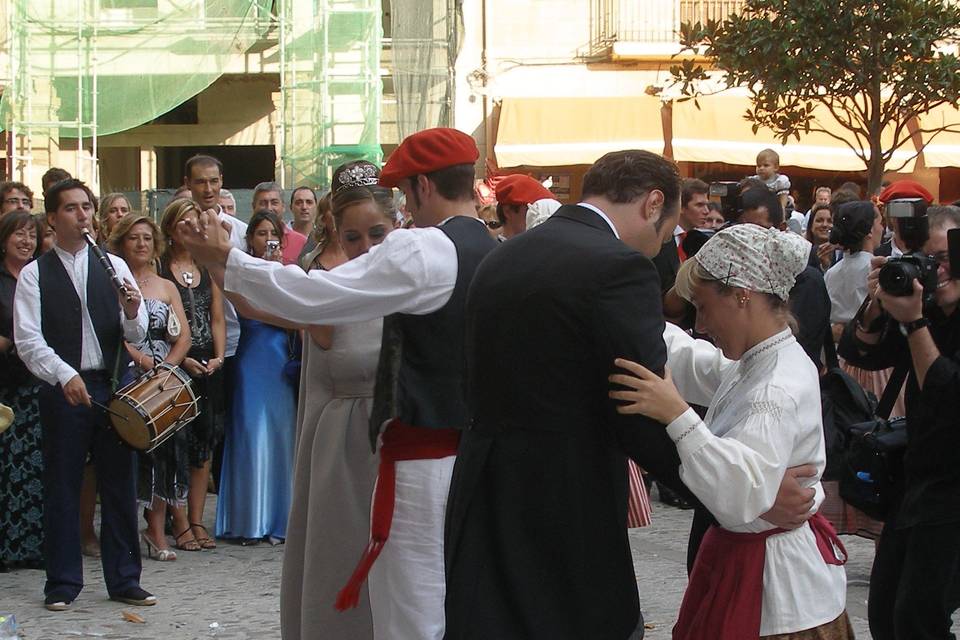 Grupo danzas