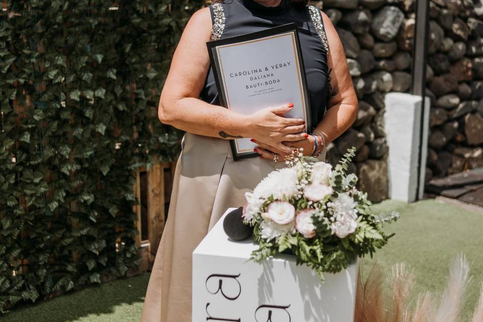 OFICIANTE CEREMONIA