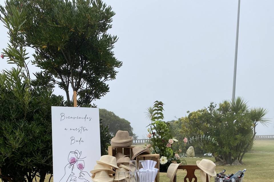 Rincón bebidas y sombreros