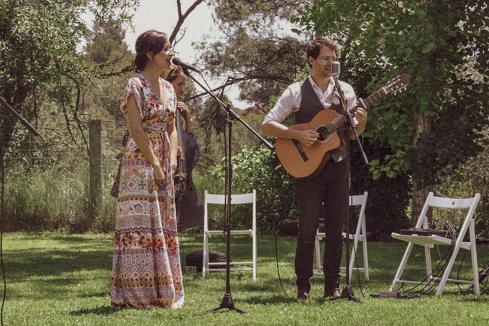 La canción de vuestra historia