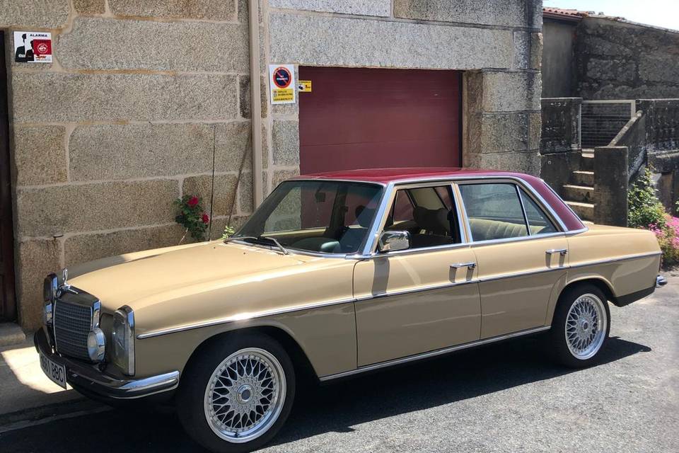 Mercedes-Benz W114