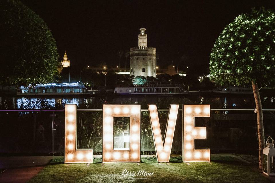 Letras luminosas