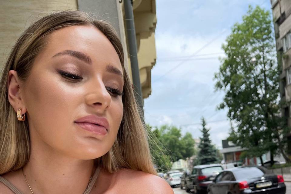 Makeup nude