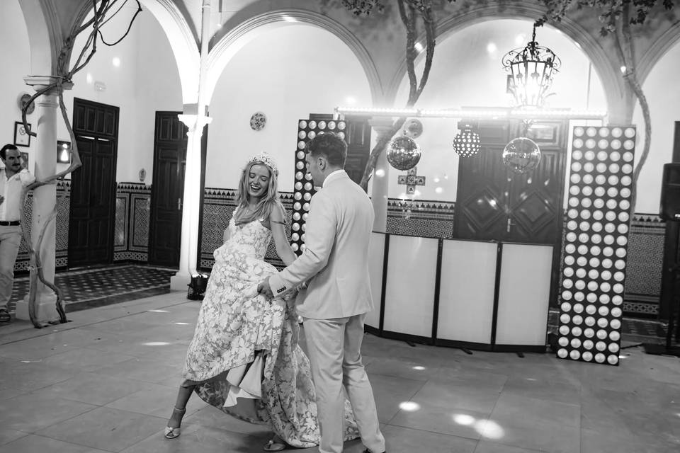 Baile