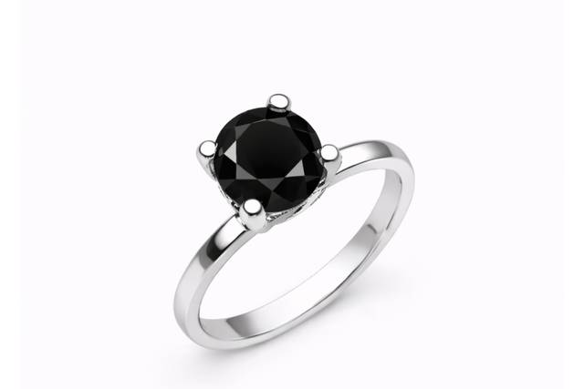 Anillo diamante negro