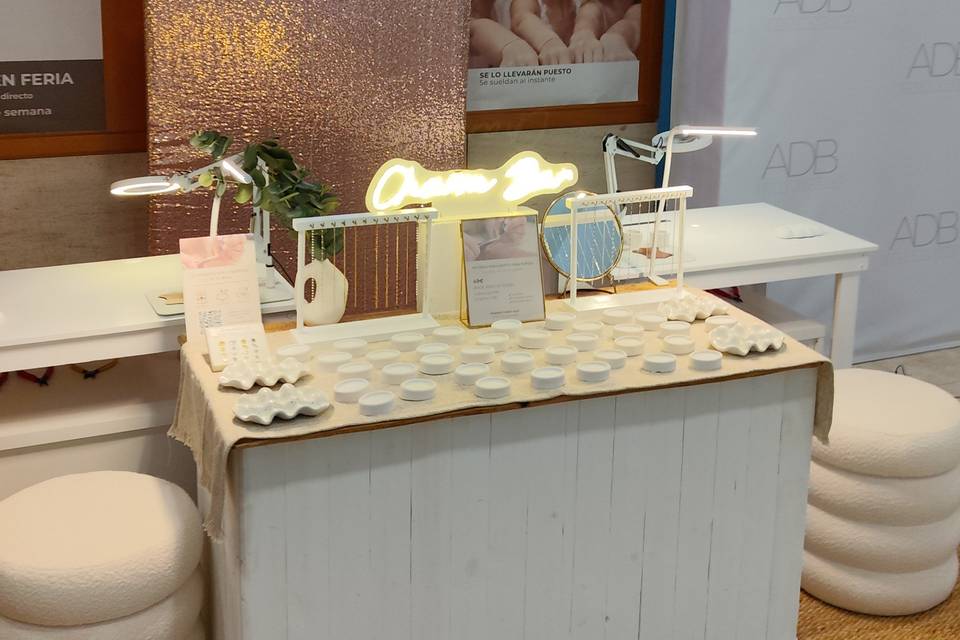 Stand pulseras permanentes