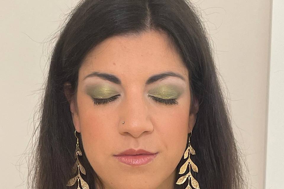 Maquillaje en tonos verdes