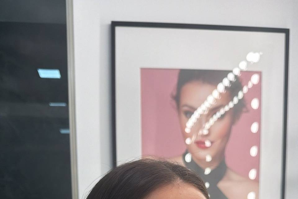 Maquillaje y peinado novia