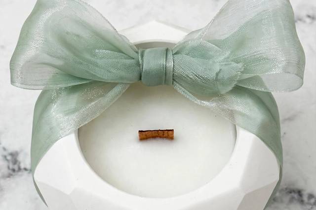 Vela de ceramica con iniciales