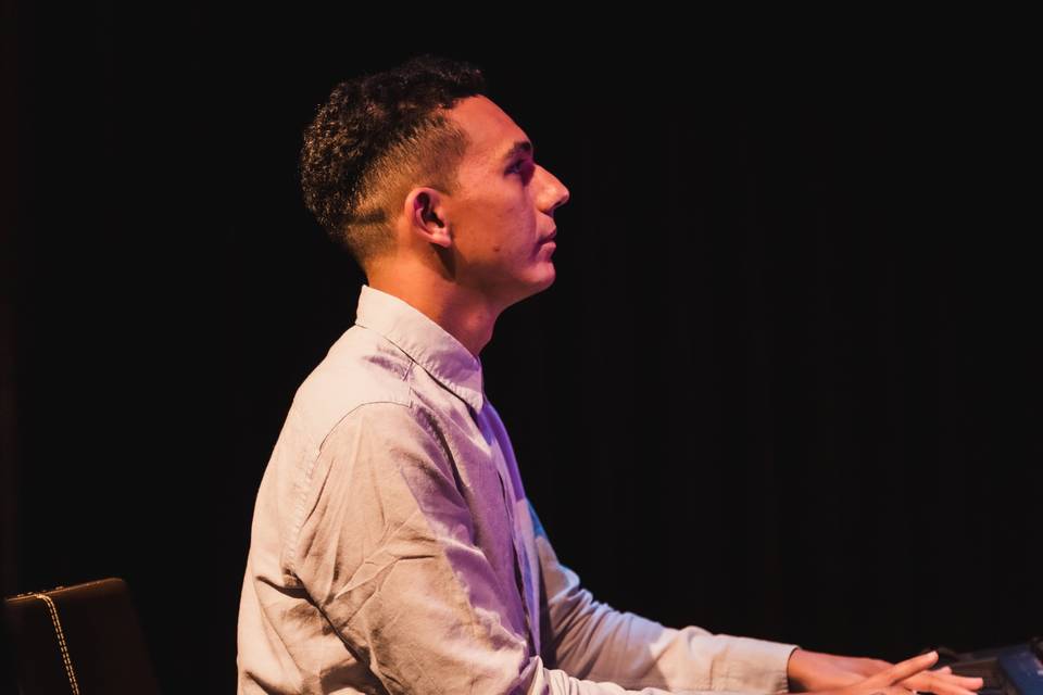 Thiago Marconato en vivo