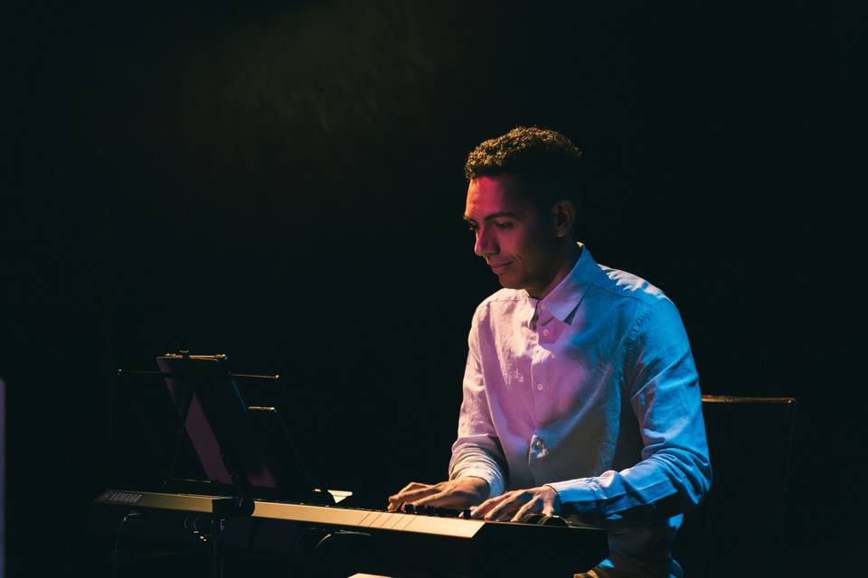 Thiago Marconato en vivo