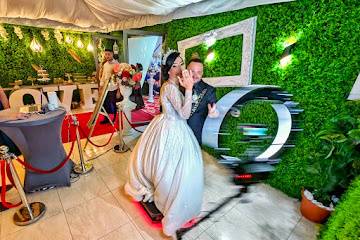 Magic Moments 360