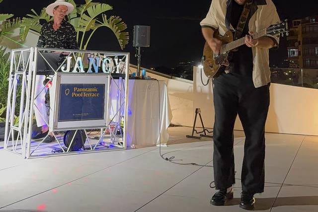 Show con Dj con guitarra