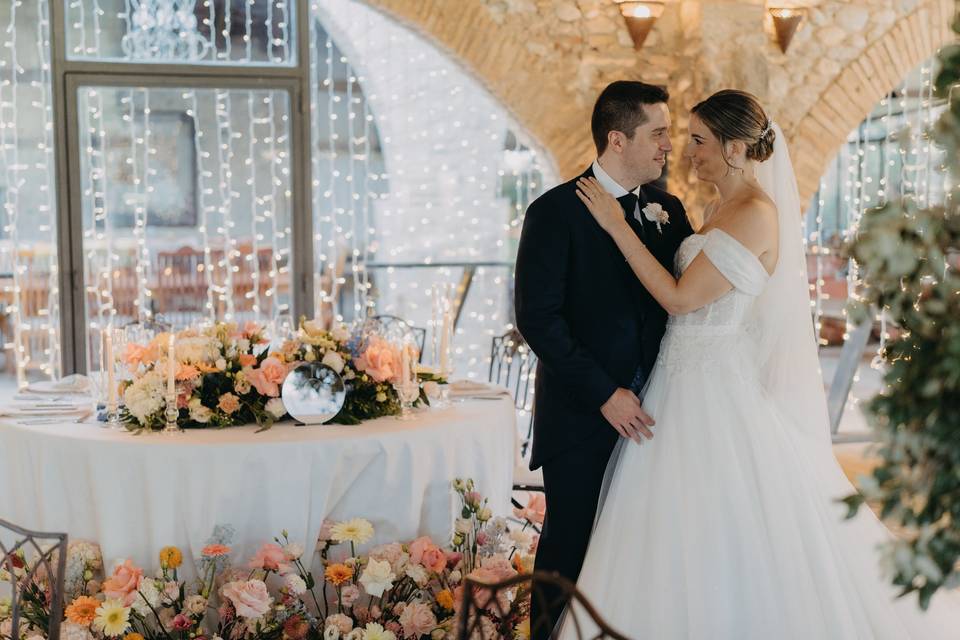 Novios en banquete