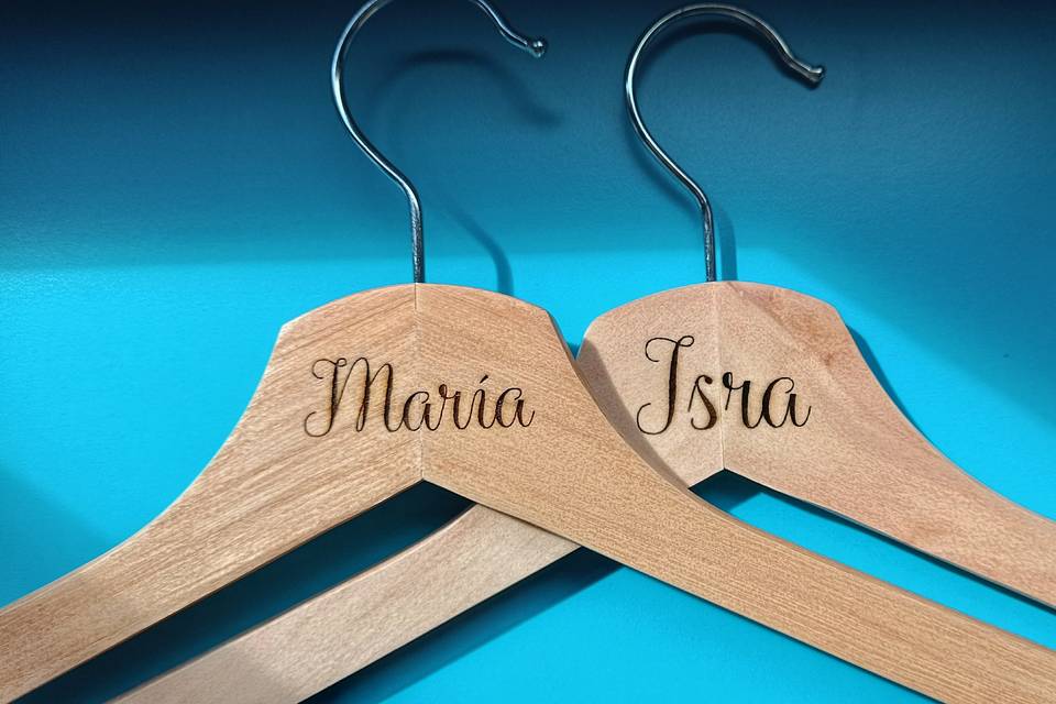 Perchas madera Personalizadas