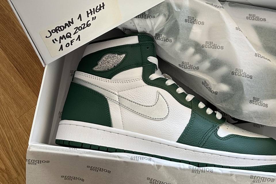 Caja de la marca siji studios